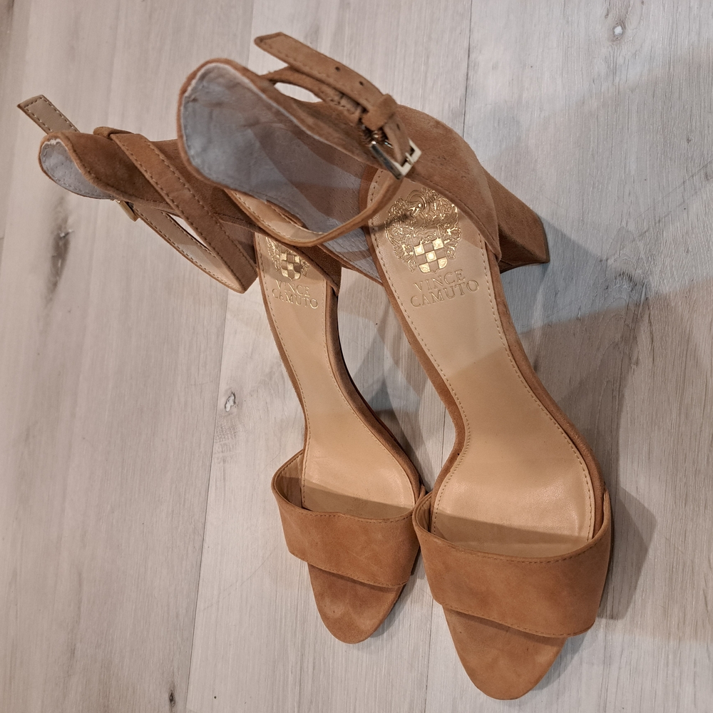 Vince Camuto Brown Suede Heels Minimalist Design